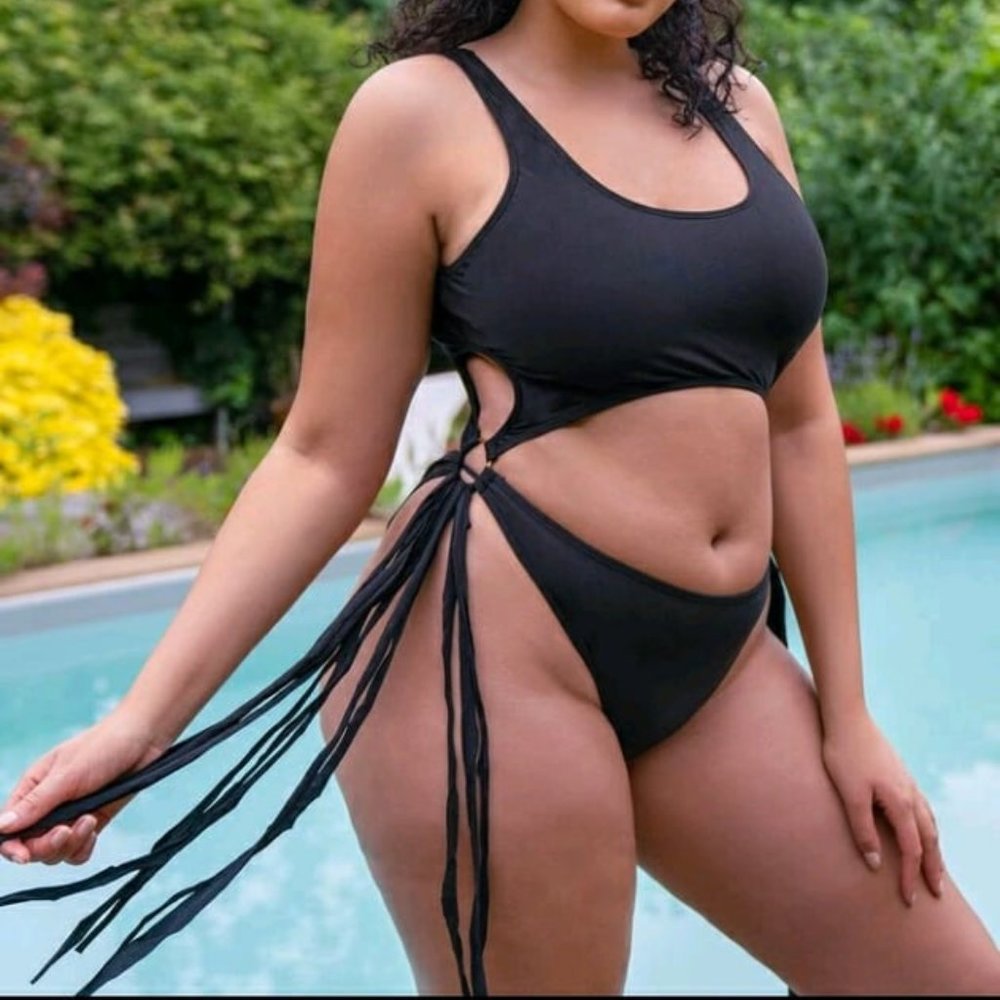 Plus size Black 2 piece bikini with fringe